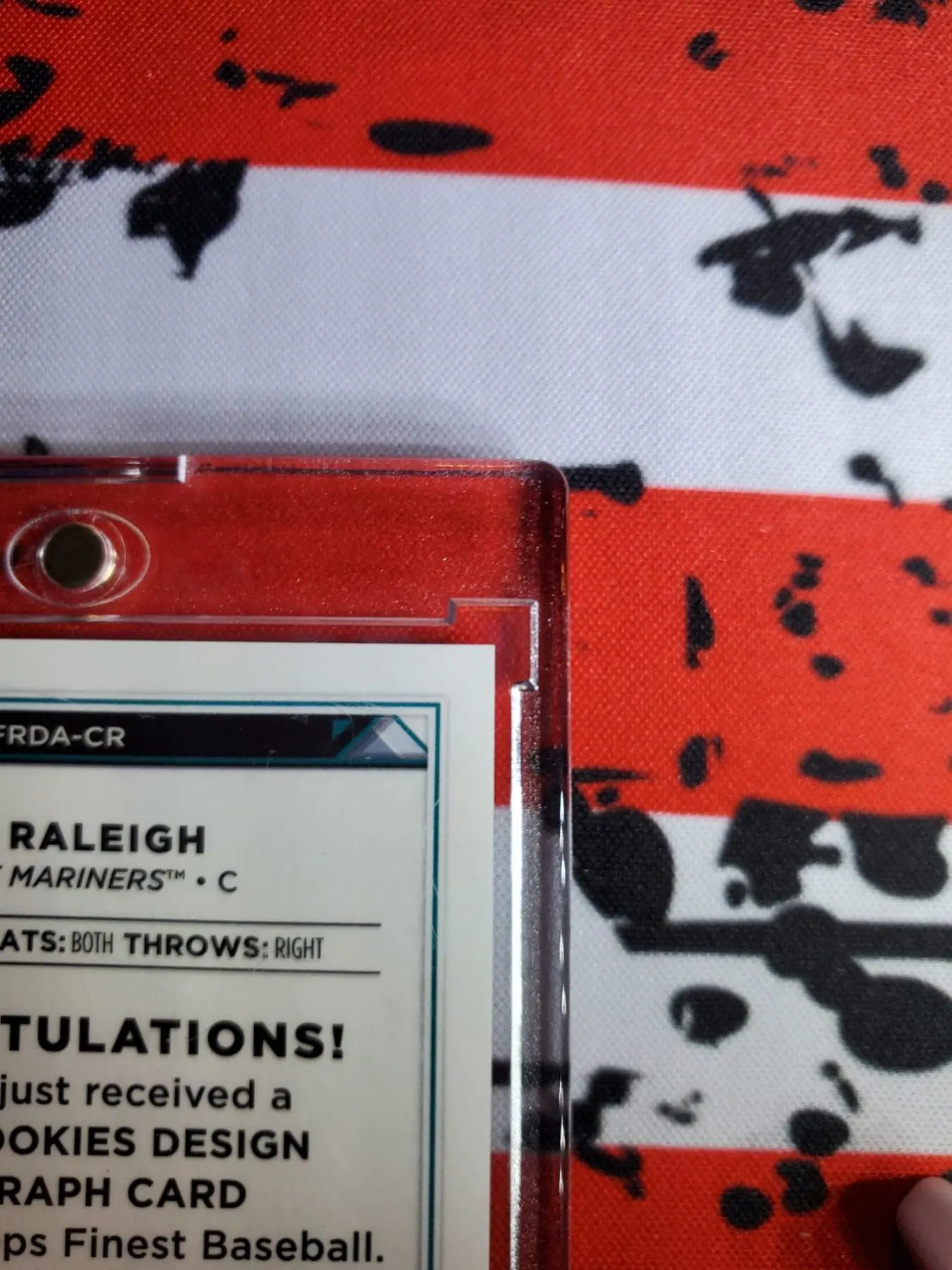 2022 Topps Finest Cal Raleigh Finest Rookie Designs Autograph - Image 9