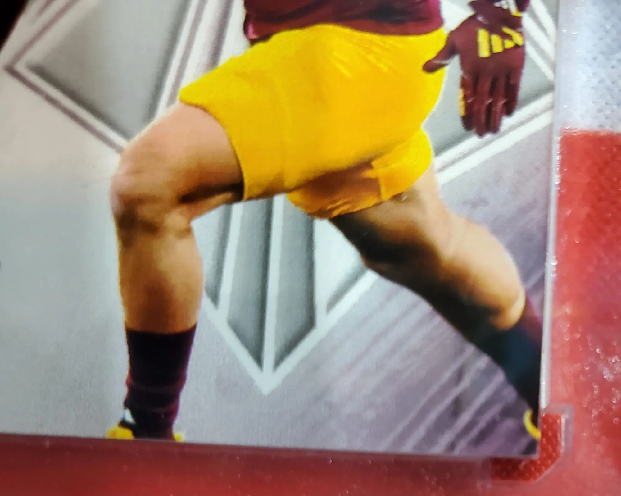 2025 Leaf Trinity - Rookie Auto Memorabilia Cam Skattebo #RM-CS1 Ruby /2(AU, - Image 9