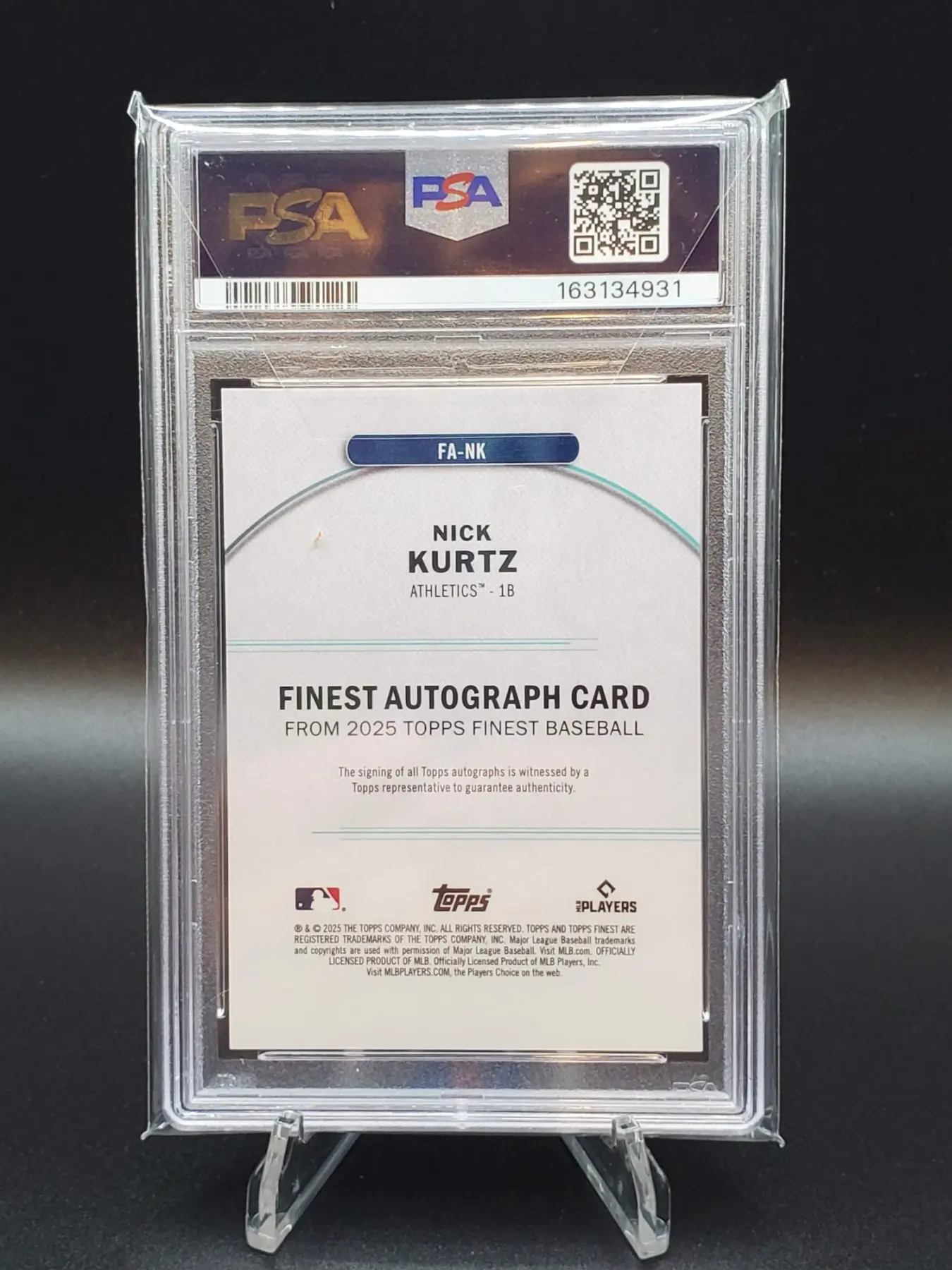 2025 TOPPS FINEST NICK FINEST AUTOGRAPHS PURPLE REFRACTOR /125 - Image 3