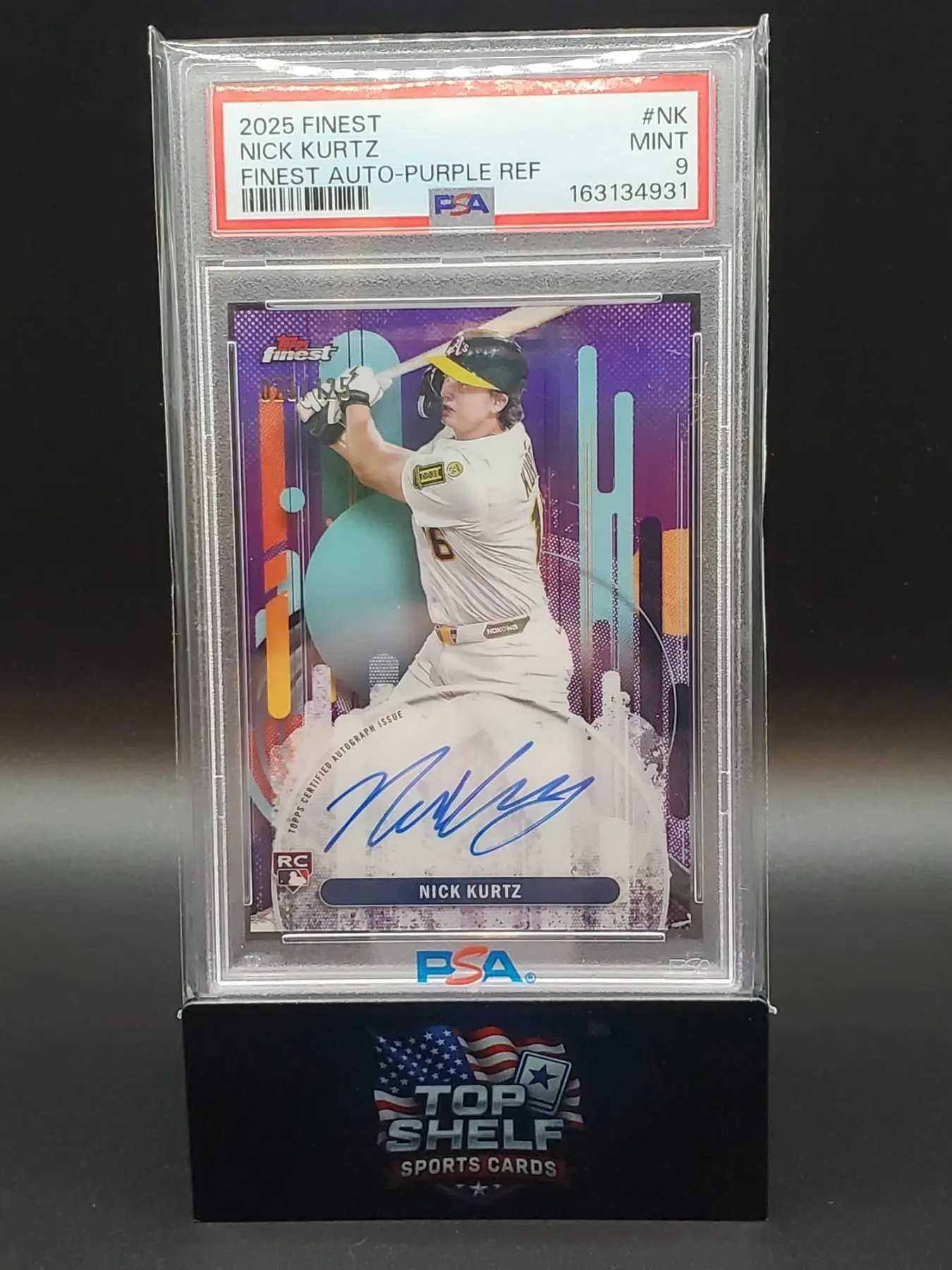 2025 TOPPS FINEST NICK FINEST AUTOGRAPHS PURPLE REFRACTOR /125 - Image 2