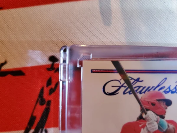 2023 FLAWLESS BASEBALL FLAWLESS SIGNATURE MATERIALS ELLy De La Cruz Patch... - Image 4