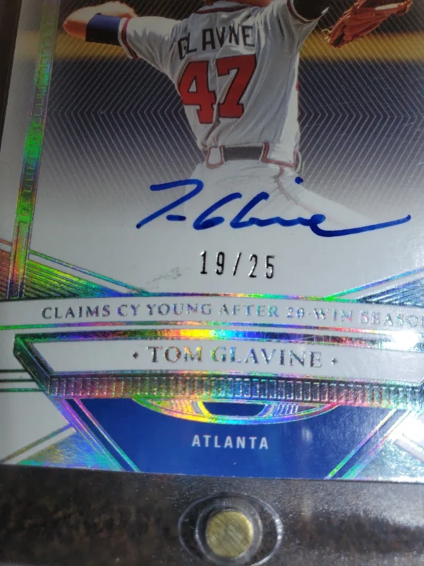 2023 Panini Flawless - Flawless Achievements Tom Glavine #FA-26 /25 (AU) - Image 3