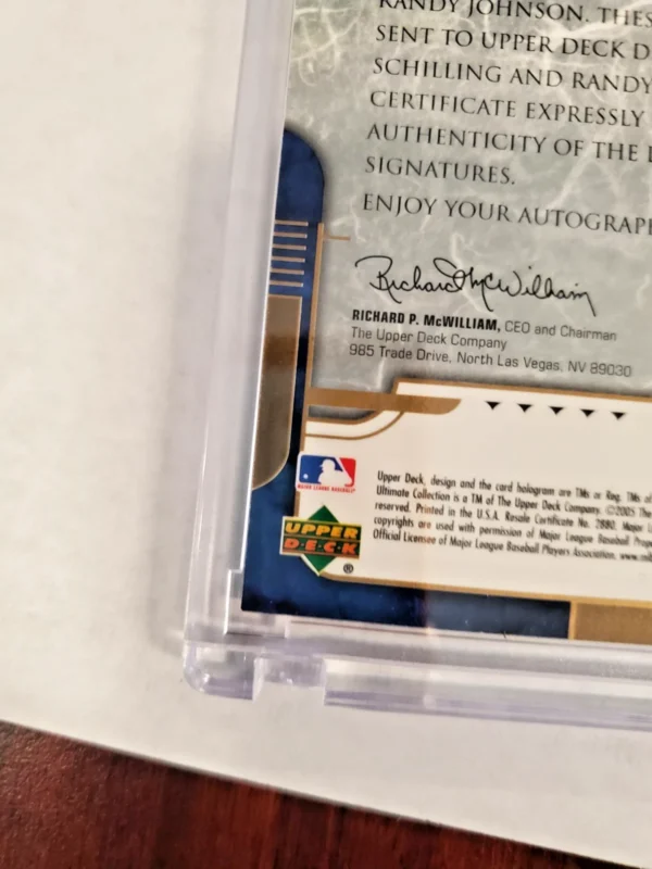 2005 Upper Deck ULTIMATE COLLECTION DUAL SIGNATURES Curt Schilling-Randy Johnson - Image 2