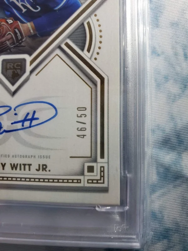 2022 Topps Definitive Bobby Witt Jr Definitive Rookie Autograph /50 PSA 9 - Image 4