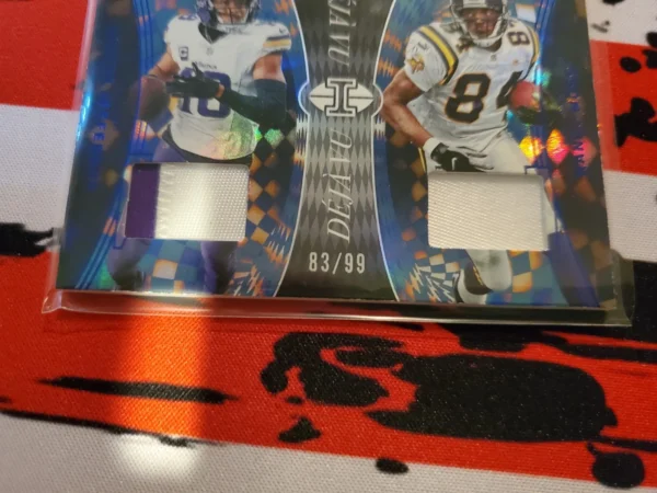 2025 ILLUSIONS FOTL DEJAVUE JUSTIN JEFFERSON-RANDY MOSS  /99 - Image 3