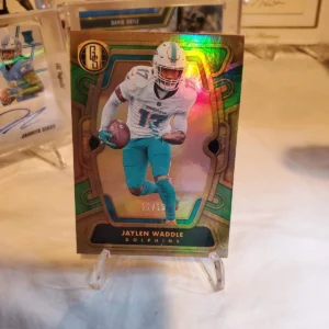 2024 Gold Standard Fotl Jaylen Waddle/13